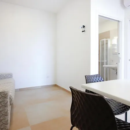 Holiday home In With Kitchen *