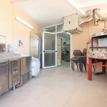 In With Kitchen Holiday home Laureana Cilento
