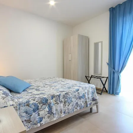 Holiday home In With Kitchen Laureana Cilento
