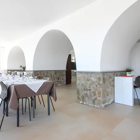 In With Kitchen * Laureana Cilento