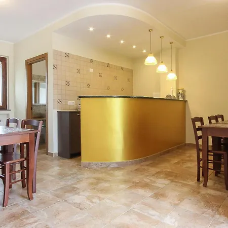 In With Kitchen * Torchiara