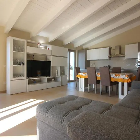 Holiday home In With Kitchen *